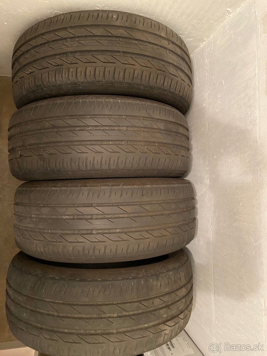 Bridgestone 215/50 R17