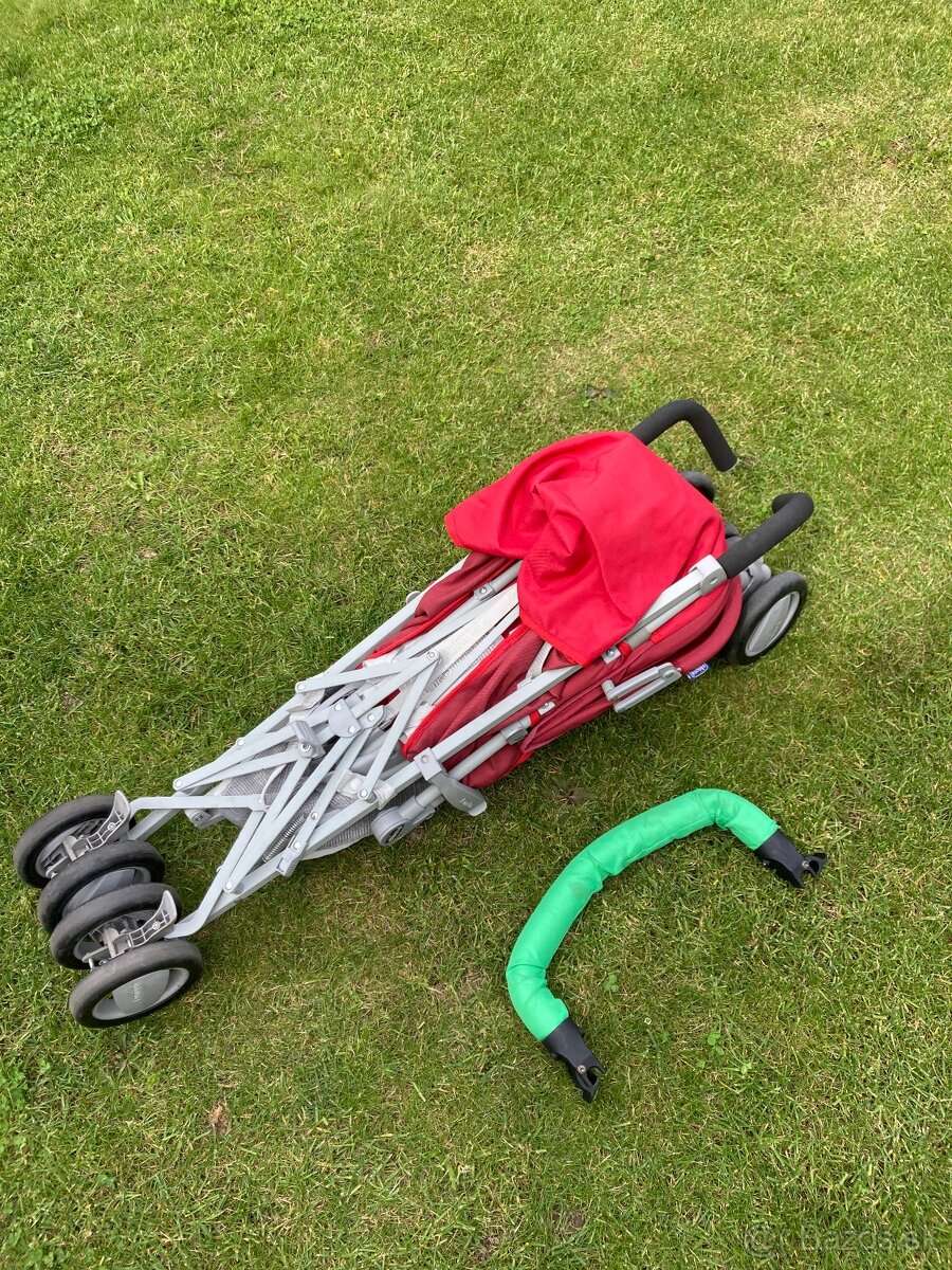 Golfový kočík