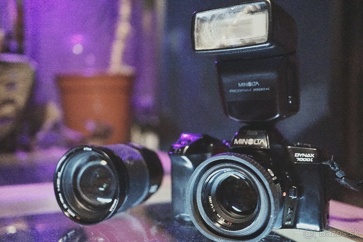 Minolta Dynax 7000i + 50/1.4  28-135/4