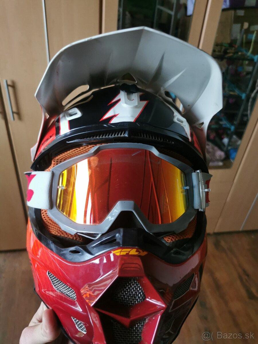 Motokros prilba fly racing nohavice okuliare