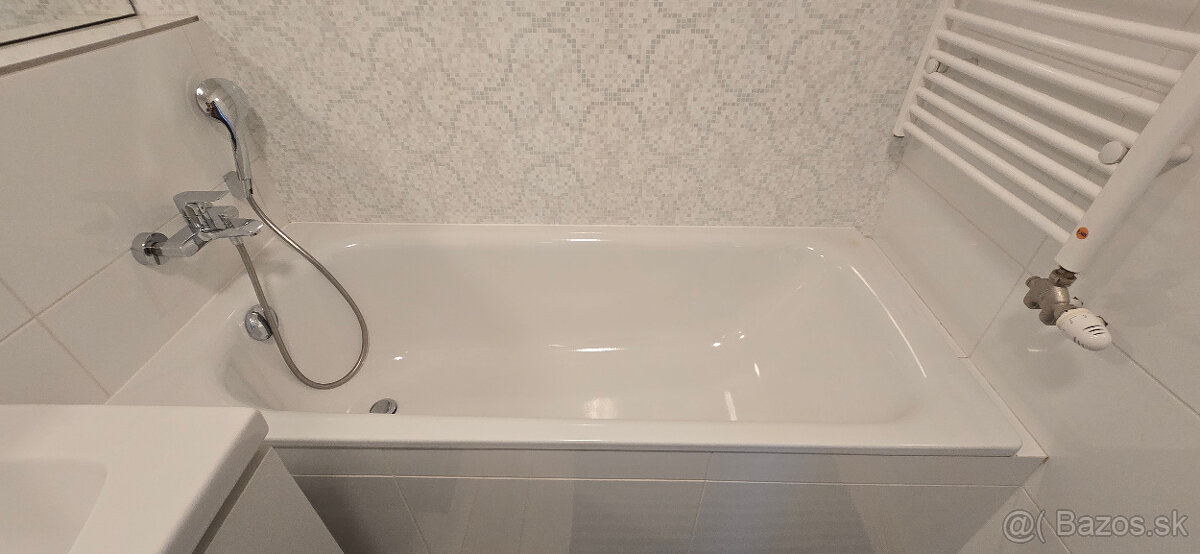 Predám vaňu s vodovodnou batériou Hansgrohe
