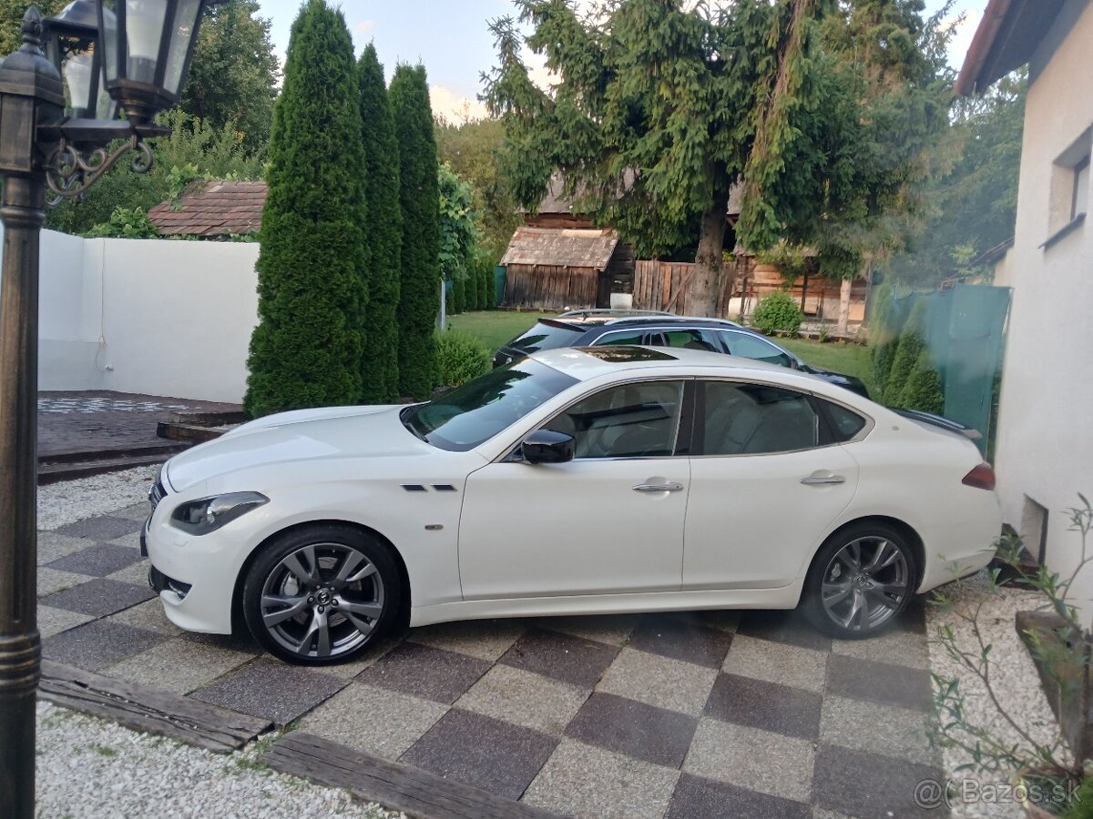 infiniti M37s