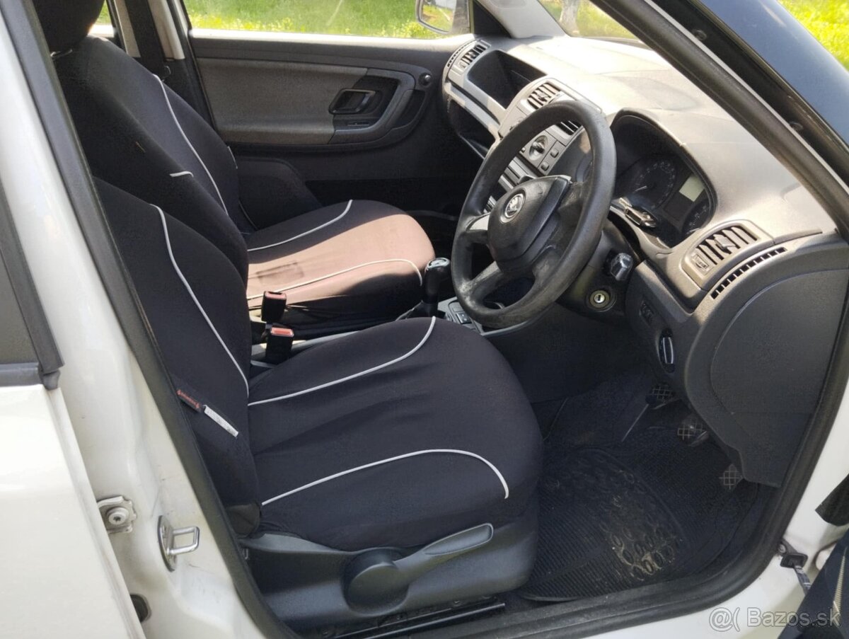 predam sedadla, airbag, interier, škoda fabia 2