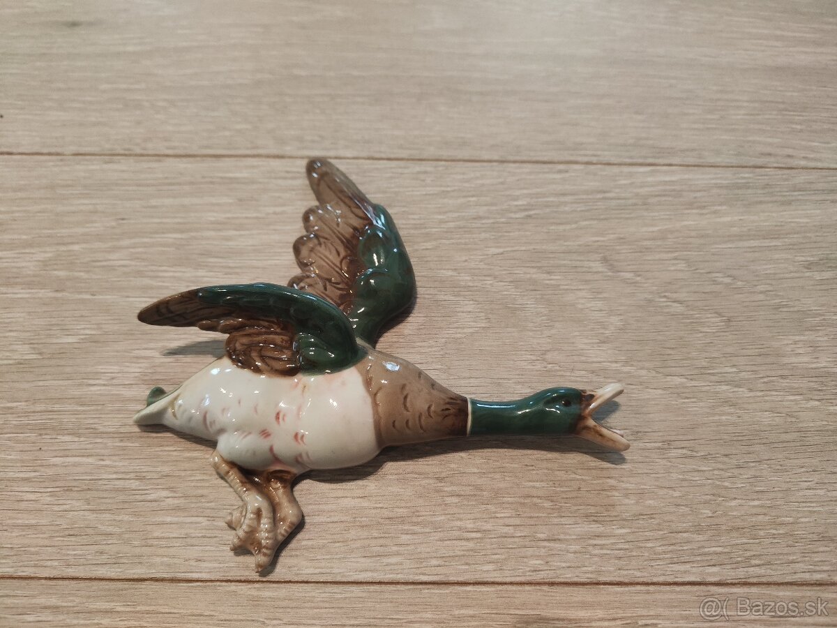Porcelánová kachna Royal Dux 1