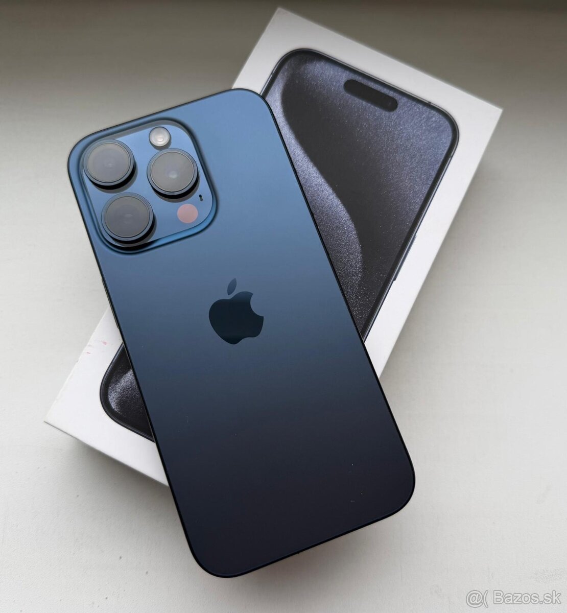 Predám iPhone 15 Pro 128gb