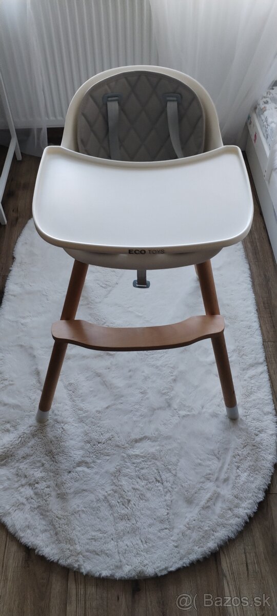 Jedálenská detská stolička