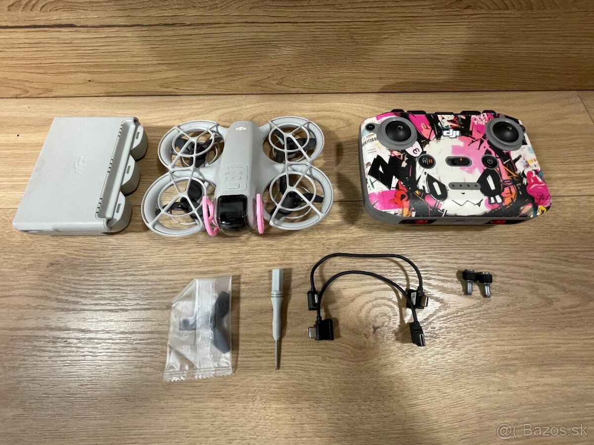 DJI Neo - Fly More Combo