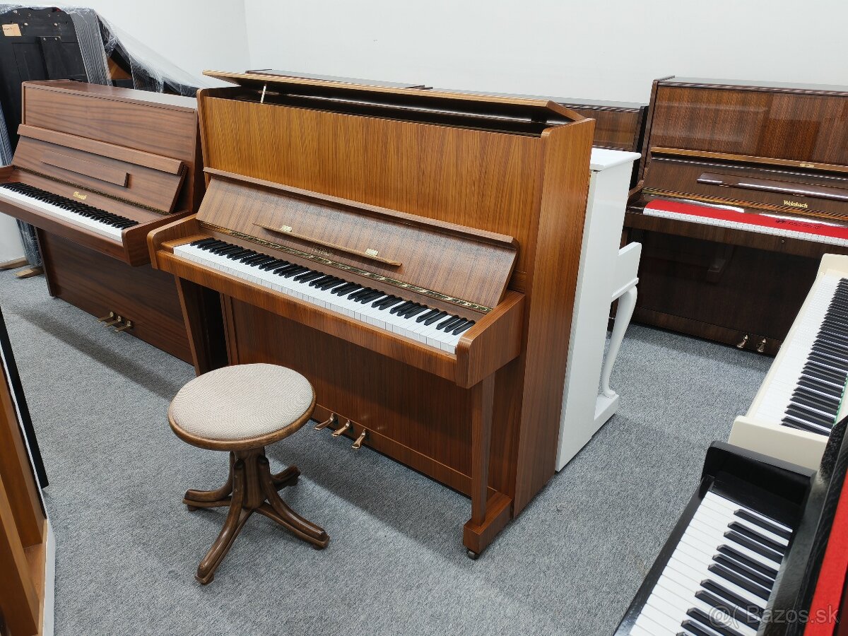 Petrof P126 dovoz celá SR aj na Vianoce