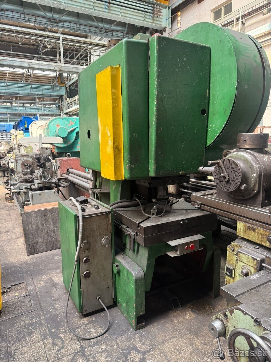 Lis výstředníkový LEN 63C