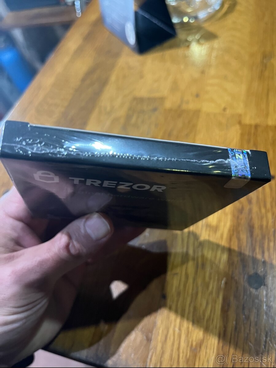 Trezor one black