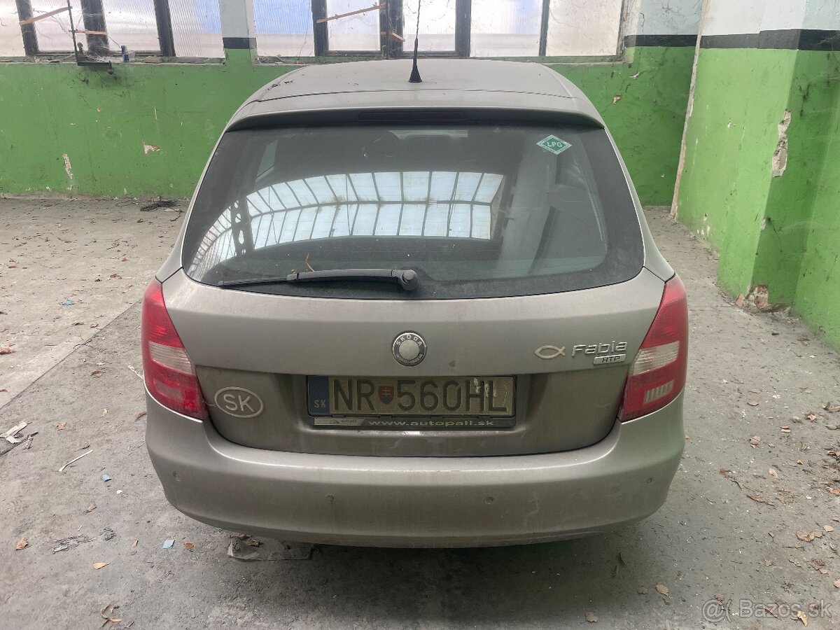 Rozpredam škoda Fabia 2 Combi 1.2htp