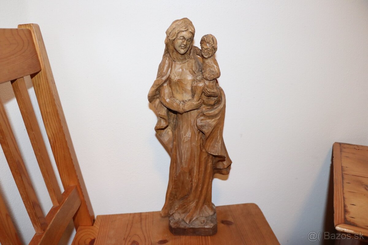 Marie a Jezulátko soška socha dřevo (225J)