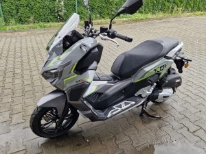 Skúter 500i