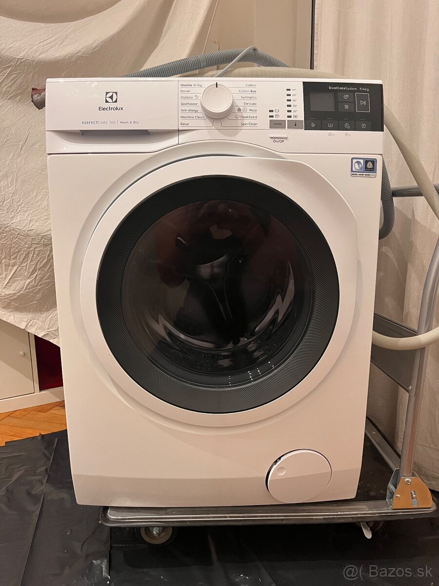 Práčka so sušičkou 2v1 Electrolux Perfectcare 700