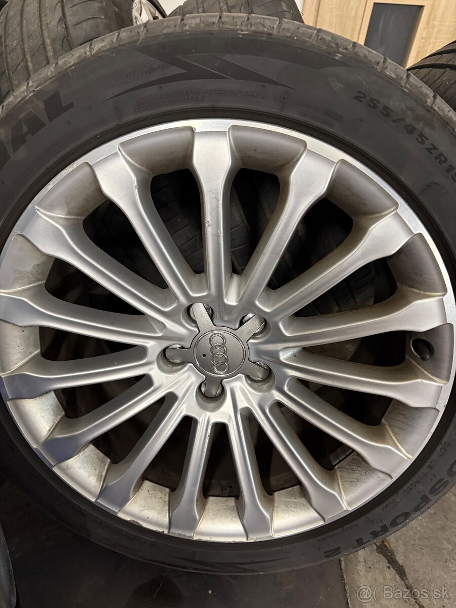 255/45 R19 5x112 ET33 Audi original