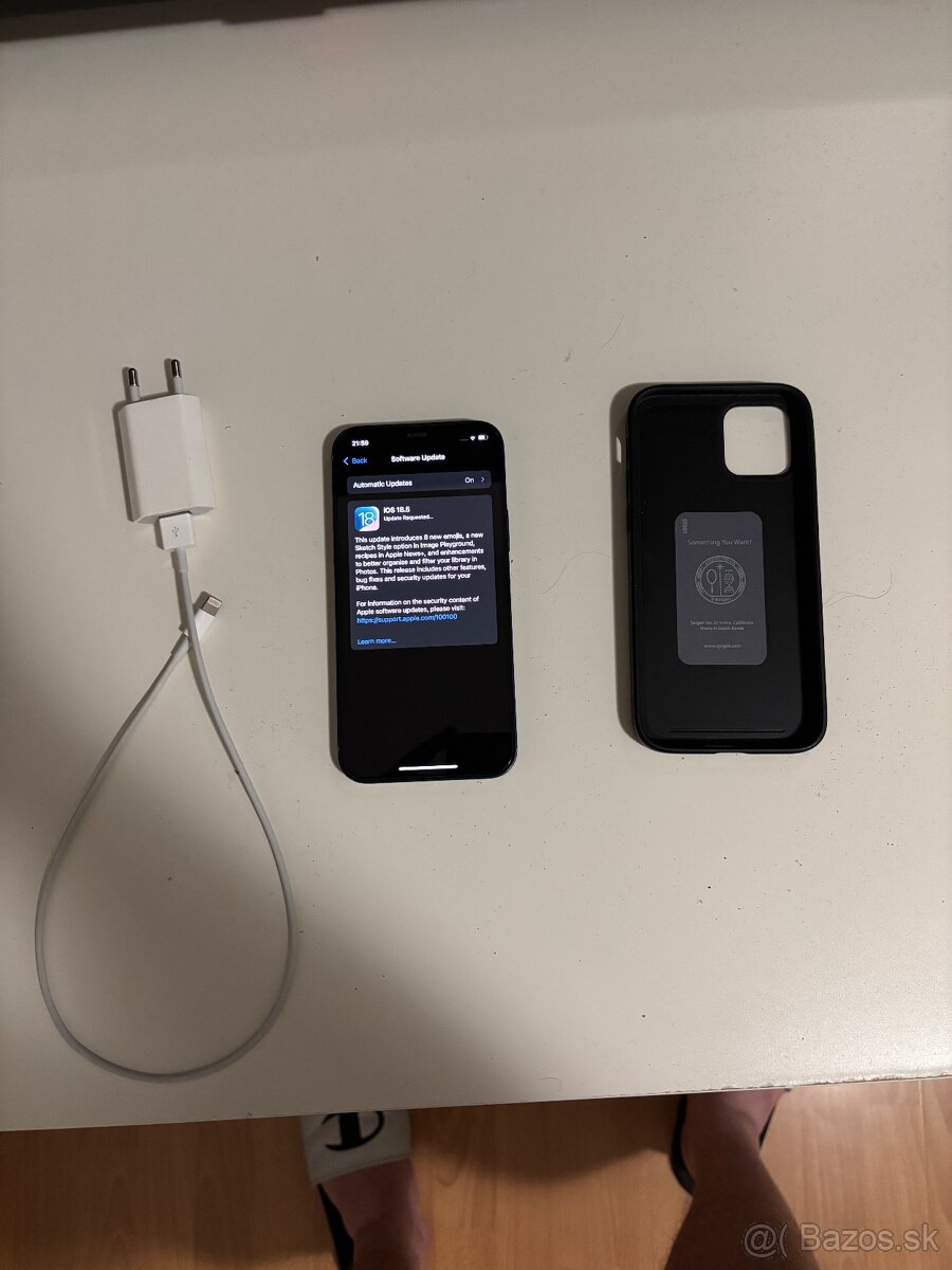 iPhone 12, 64gb, 78% zdravie batérie+ nabíjačka.