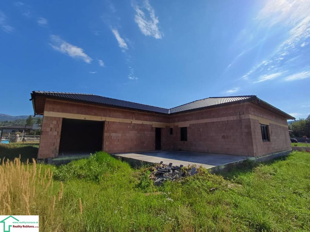 Rozostavaný rodinný dom v obci Betliar