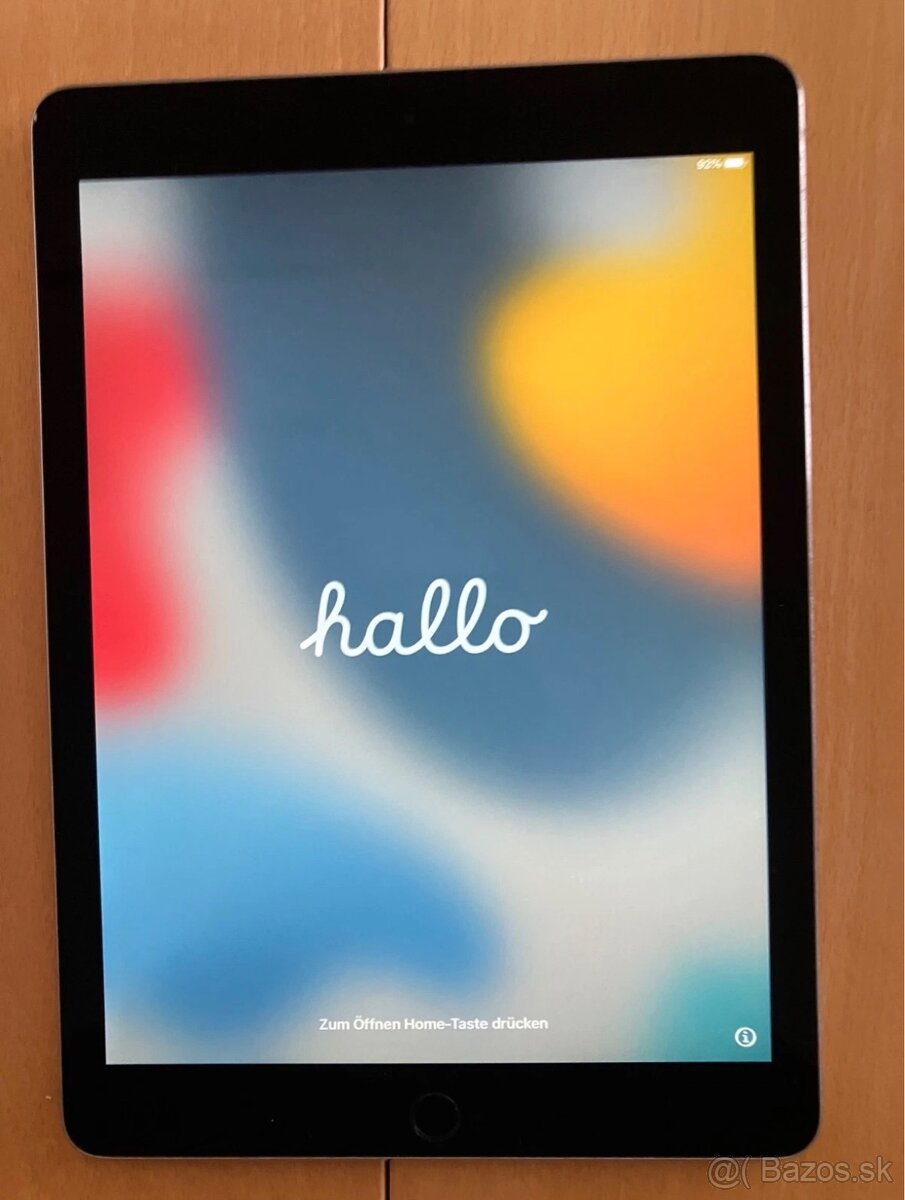 Apple iPad