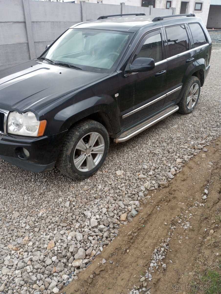 Disky elektróny R18 na jeep WK, WH 1, Commander