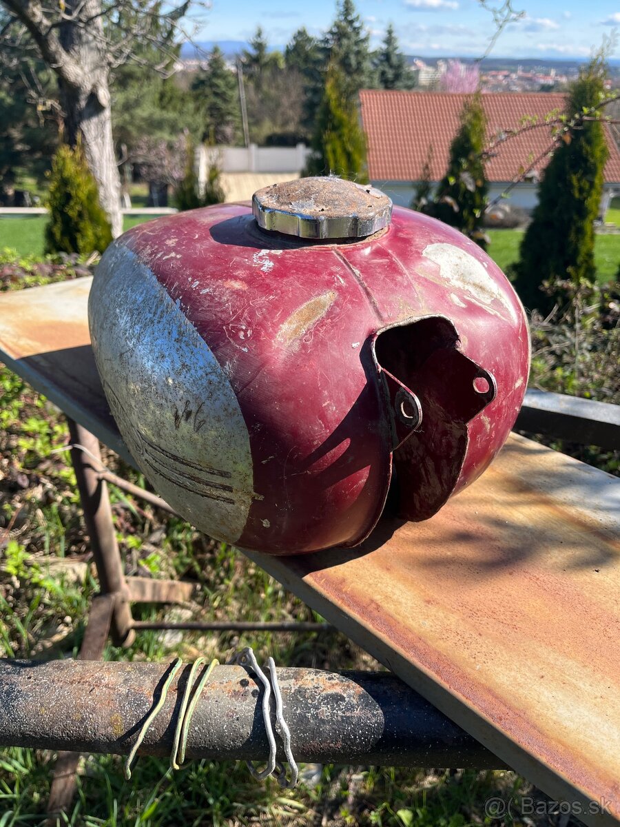 Predam nadrž na Jawa č.3