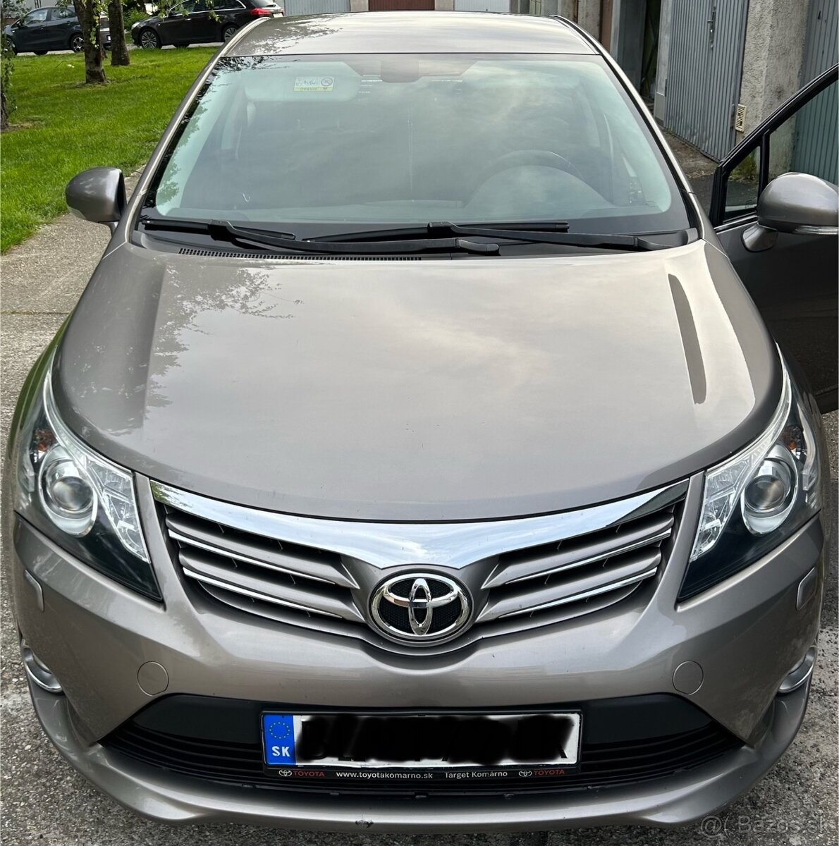 Avensis T27