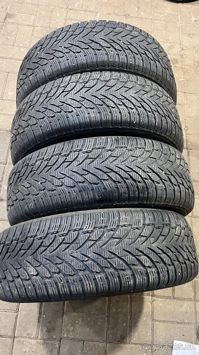 225/50R17