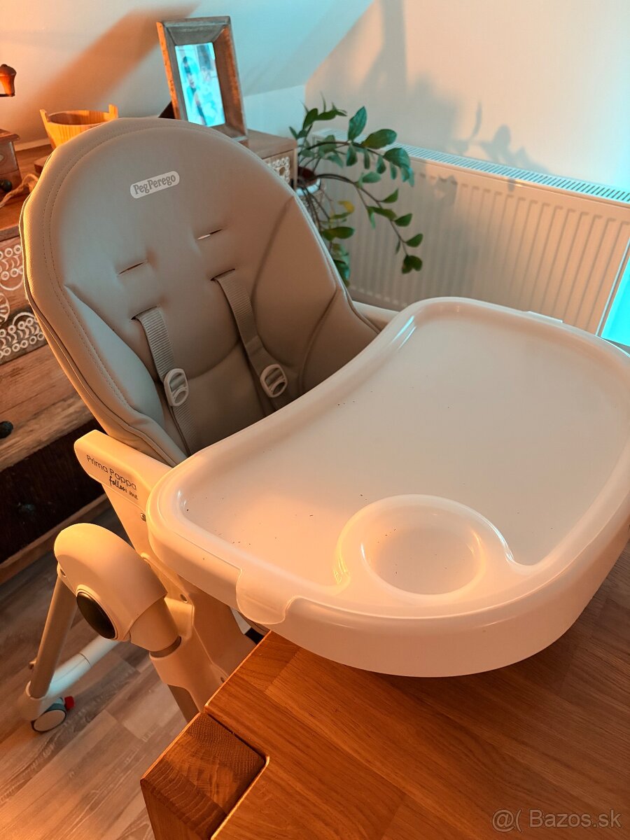 Detska stolicka jedalenska stolicka Peg Perego Prima Pappa