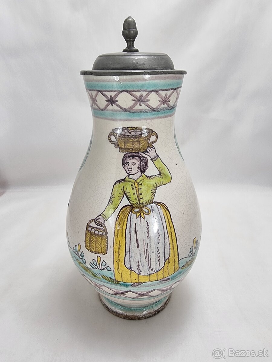 Vyše 200 .ročný fajansový džbán