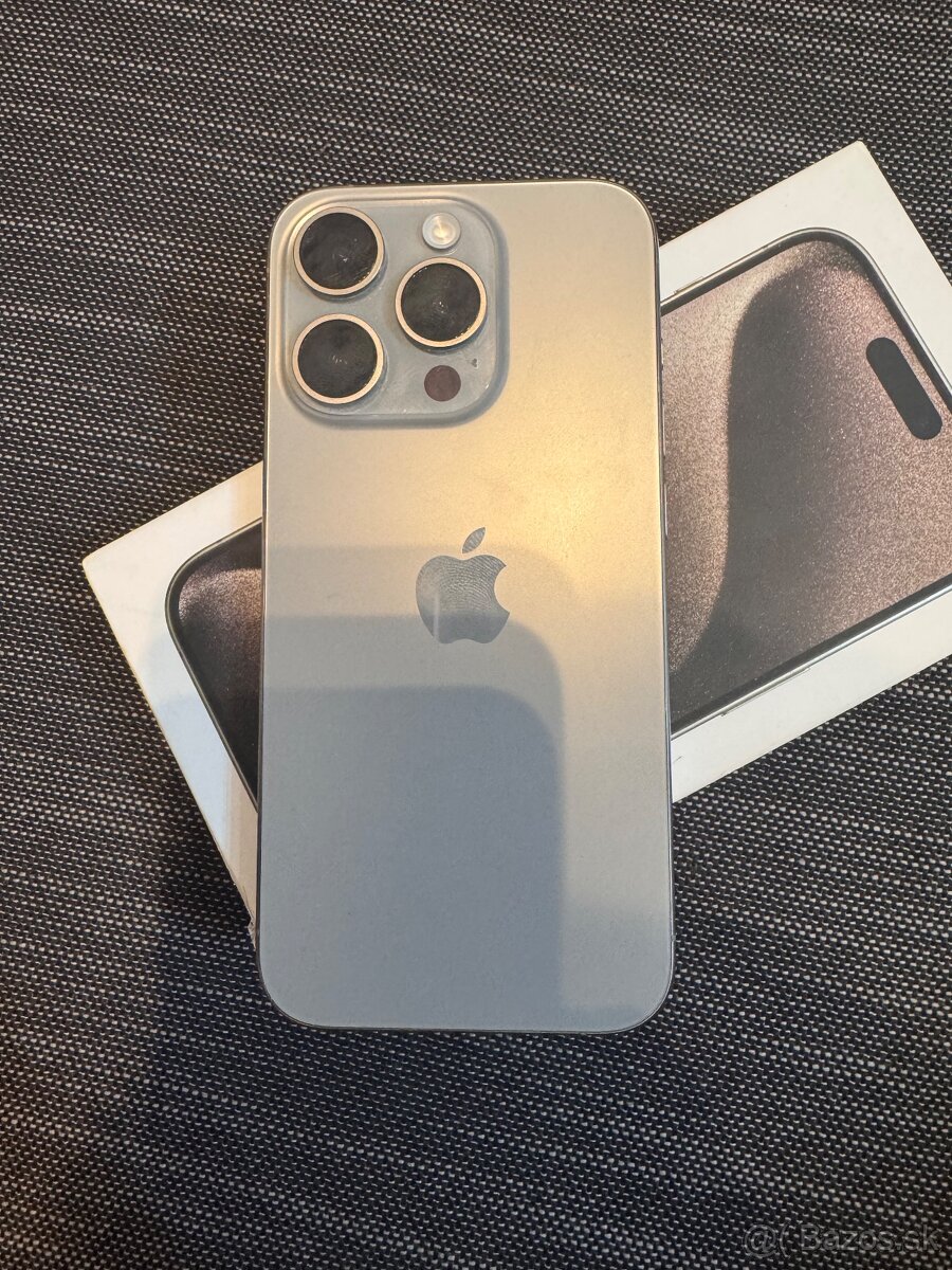 iPhone 15pro 128GB natural titan