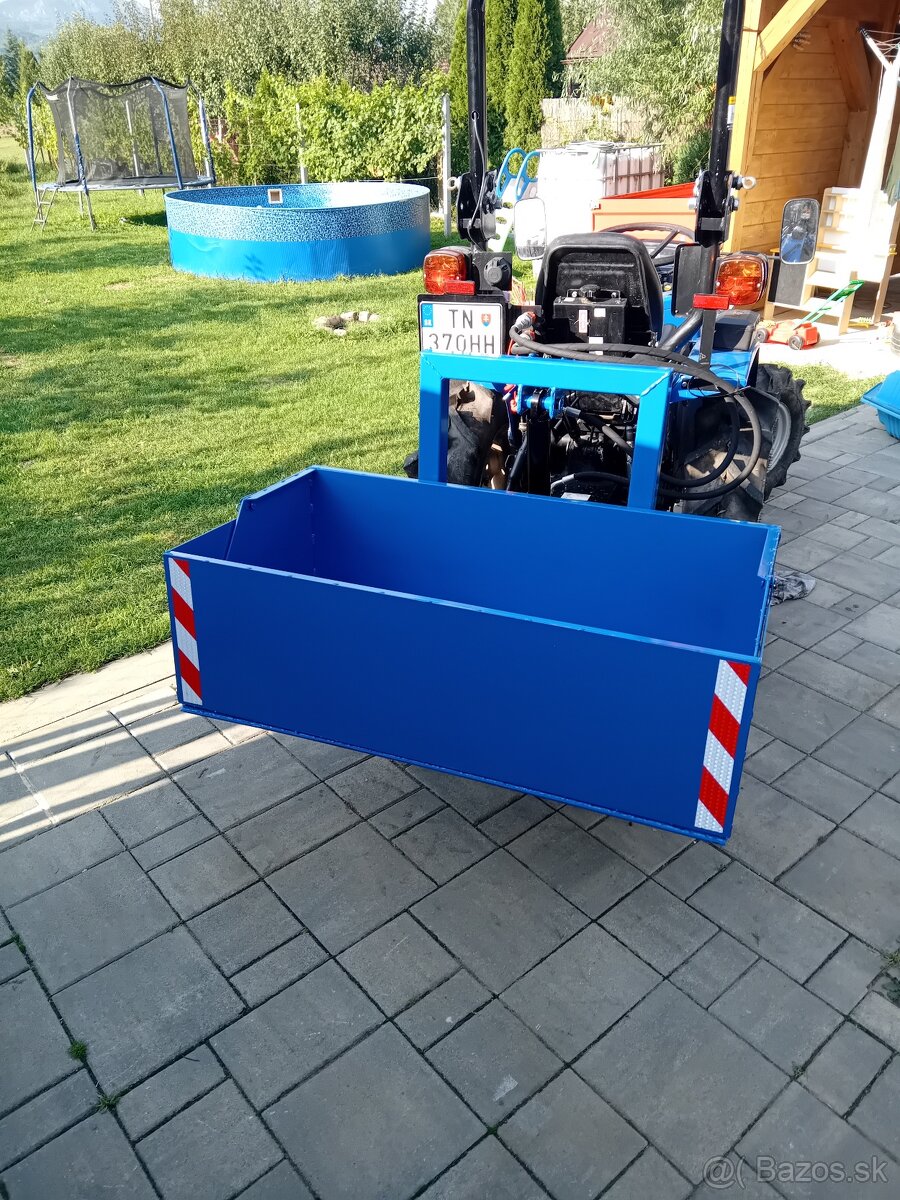 Transportný box hydraulicky sklápateľný za malotraktor