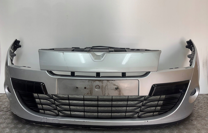 Renault Megane III 3 2008- predný nárazník