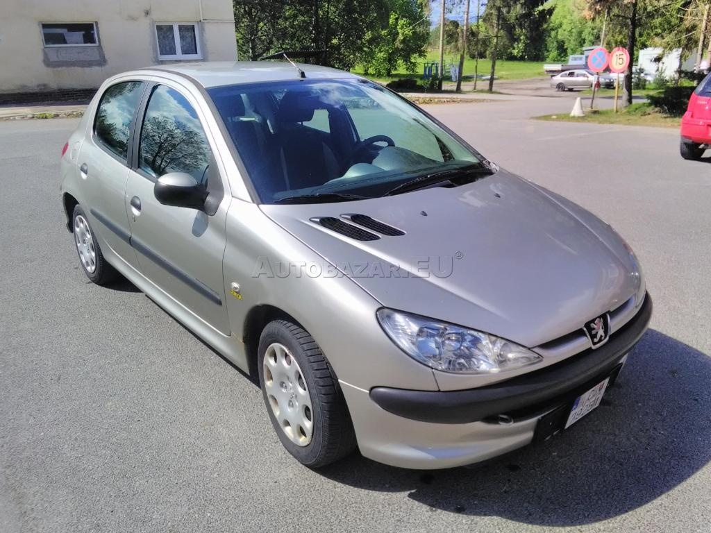 Peugeot 206 = diely