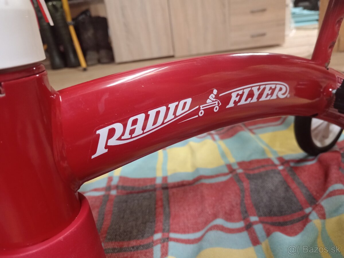 Predám odrážadlo Radio Flyer