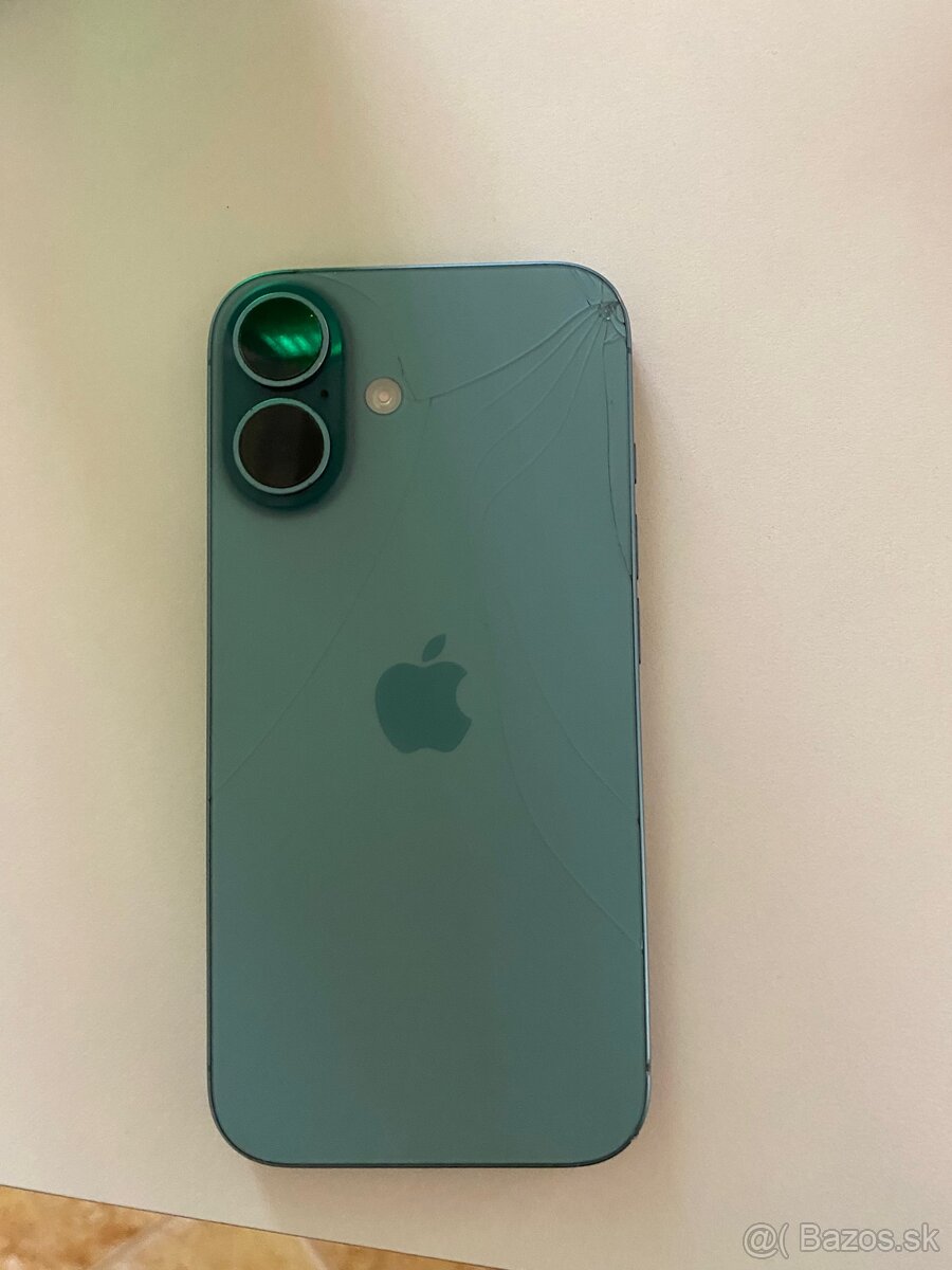 iPhone 16