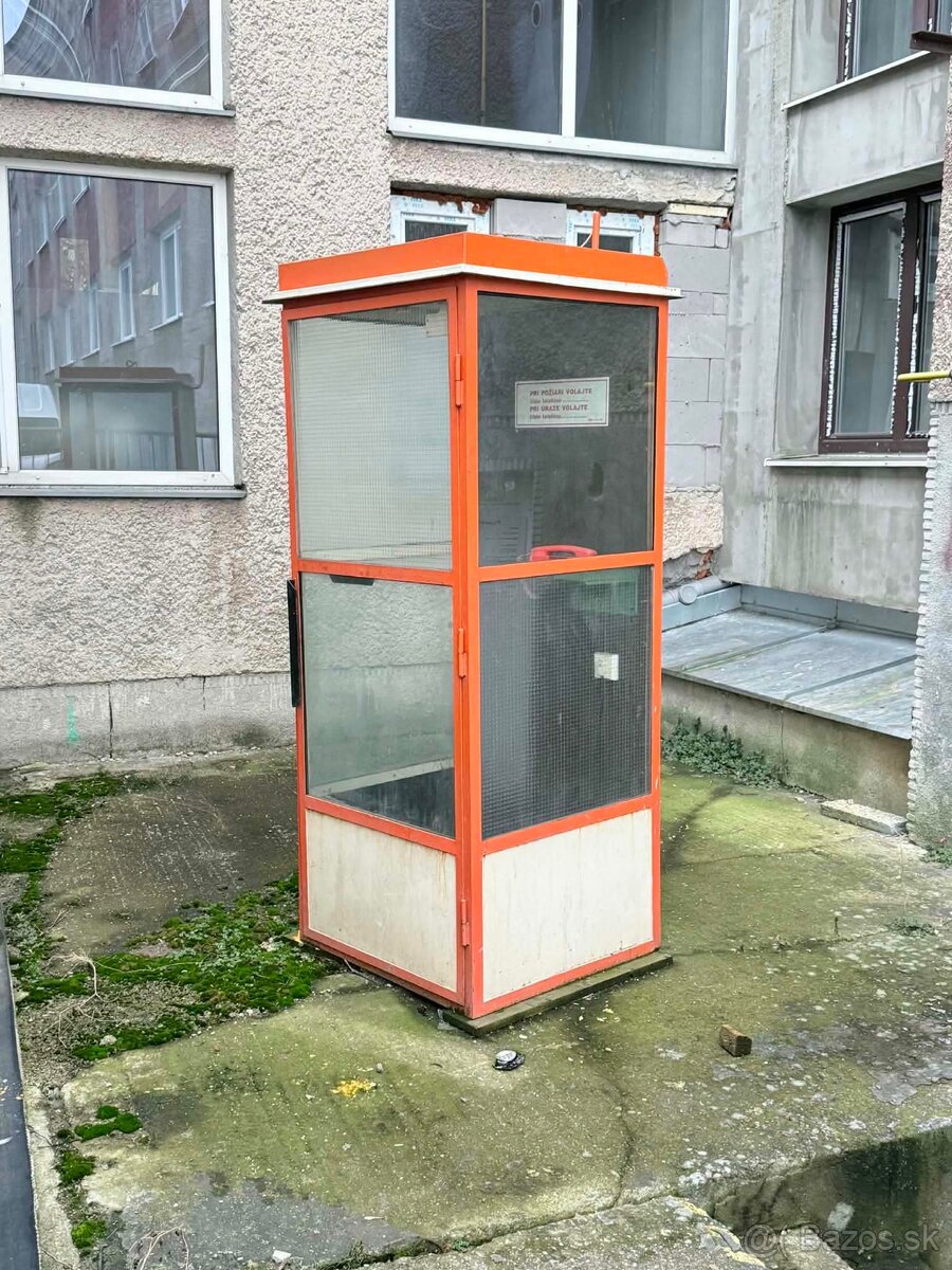 Telefónna búdka