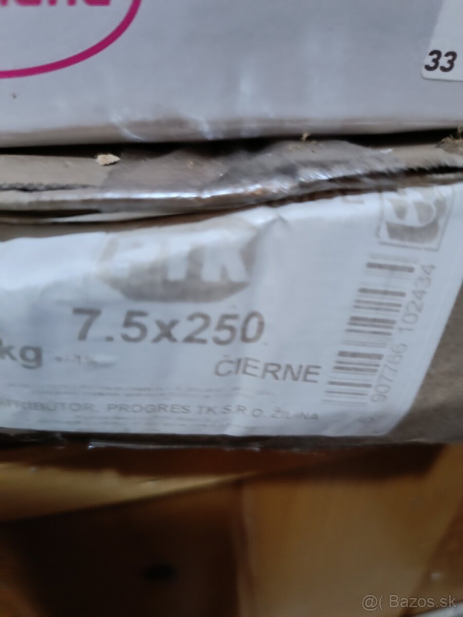 Stavebné klince 150, 225, 250 za polovičnú cenu
