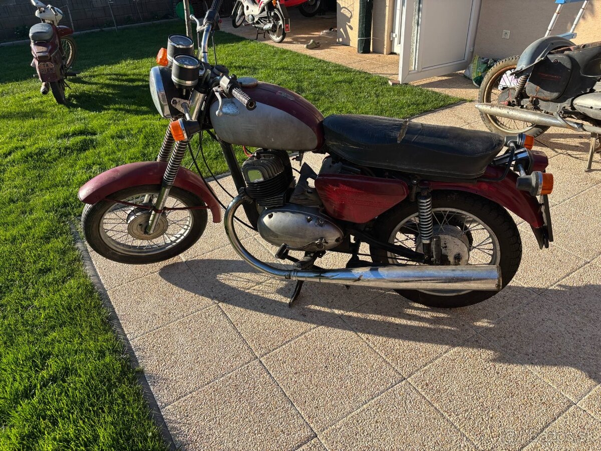 Jawa 350 typ 354 r.v 1965 s tp a ŠPZ