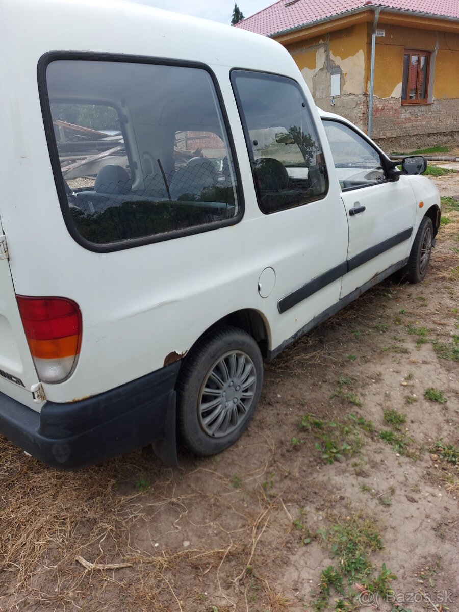 Seat Inca
