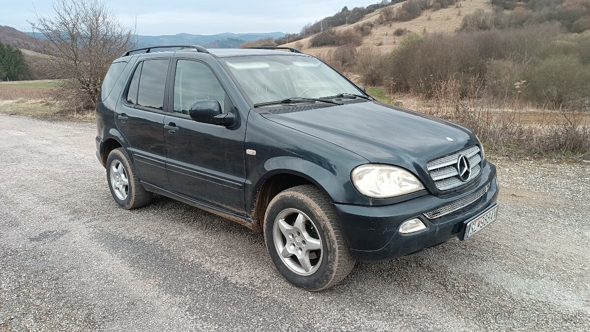 Mercedes Benz ML 270cdi manuál 6st. Luxury line, Bose audio