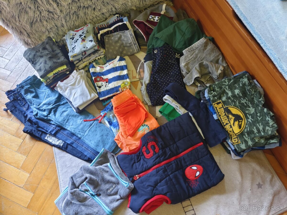 Balík oblečenia pre chlapca 110/116