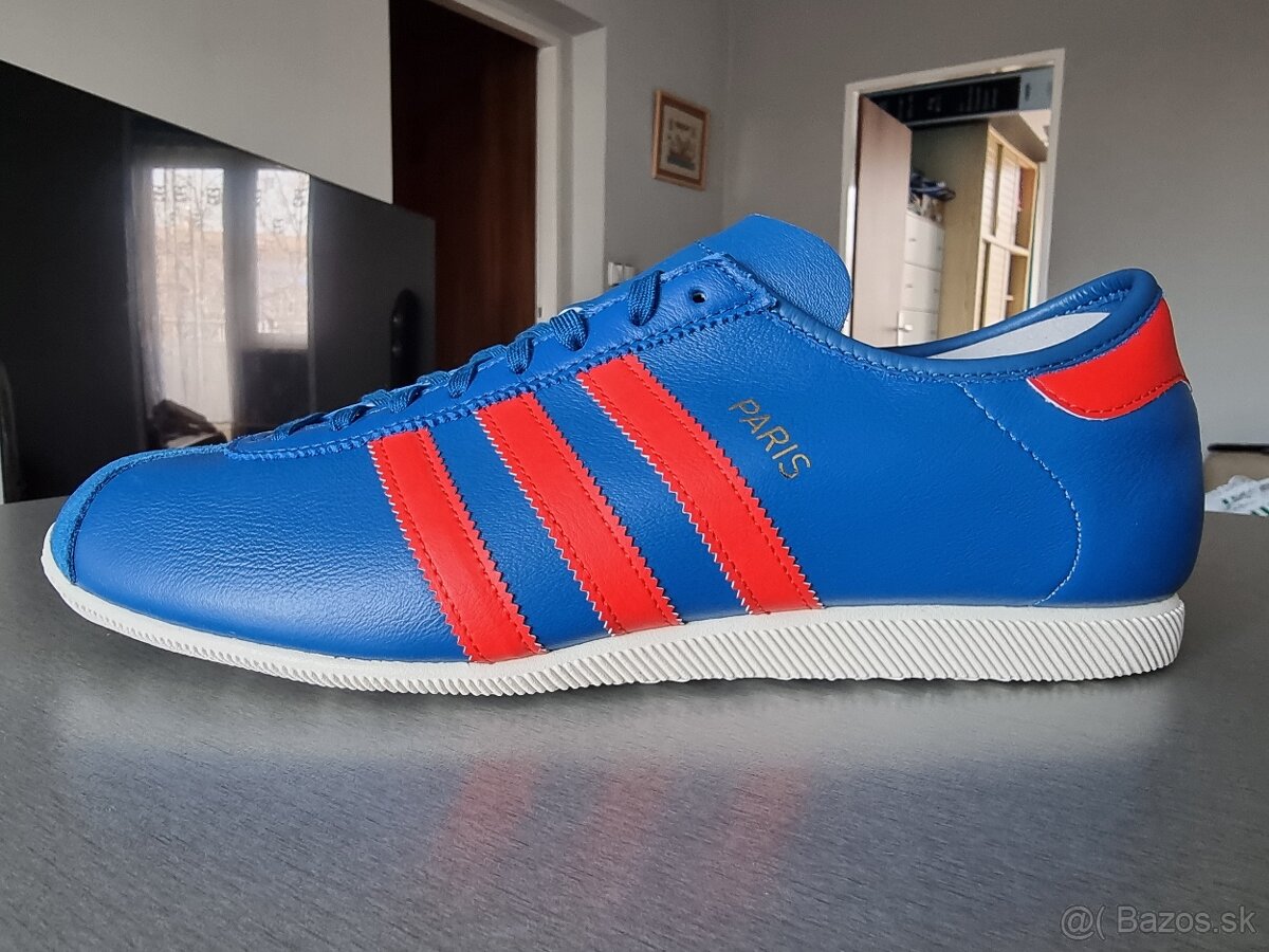 Adidas Paris