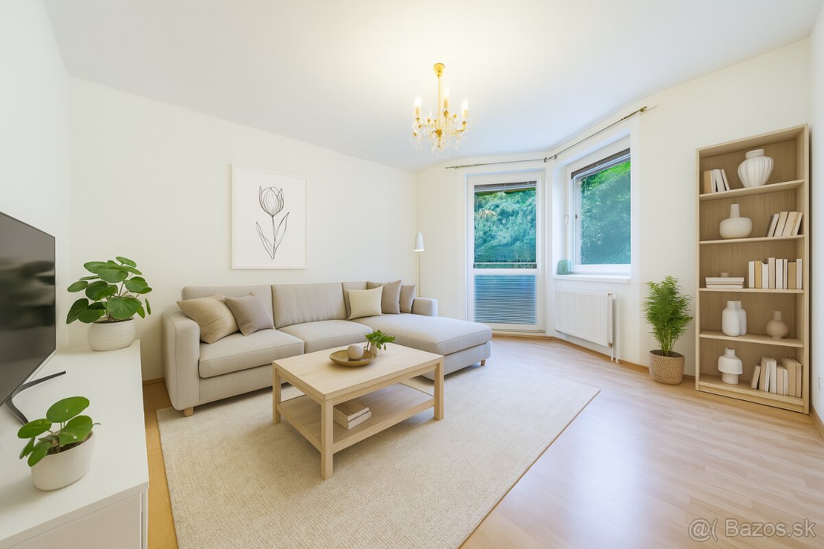VEĽKÝ 3-IZB. BYT 101M2, DVA BALKÓNY, TICHÉ PROSTR, STUPAVA