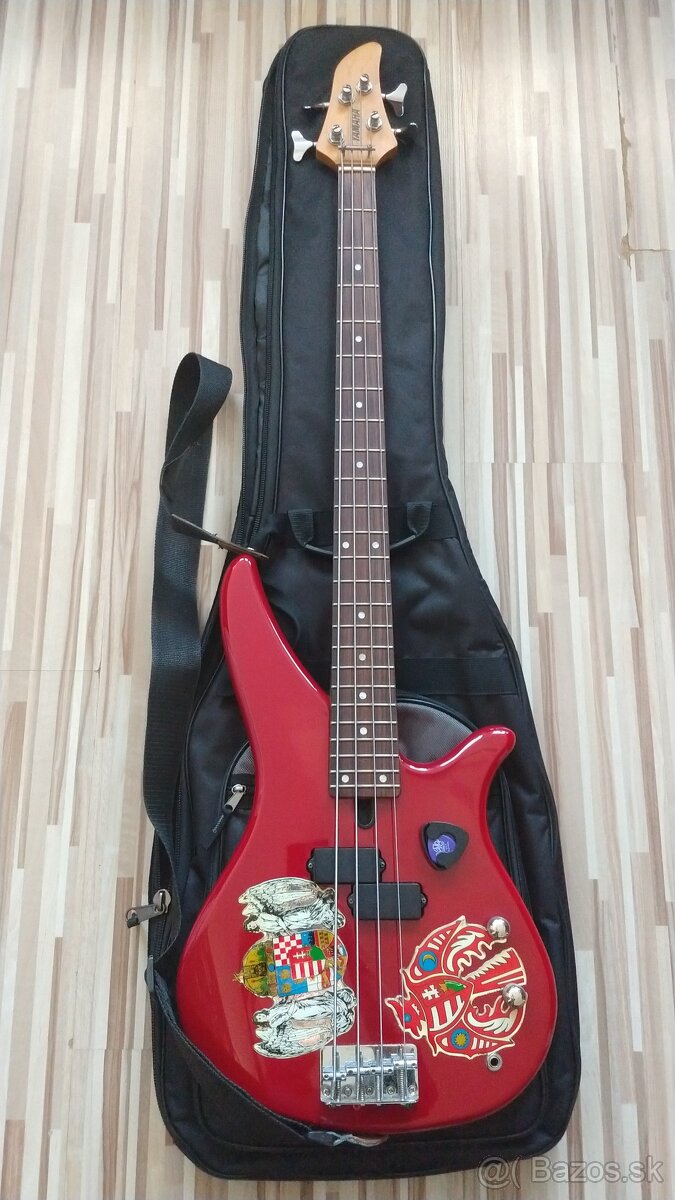 Basová gitara Yamaha RBX260