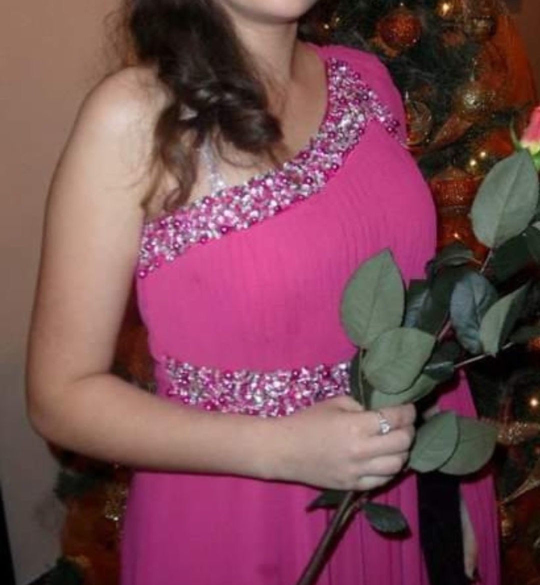 Spoločenské šaty