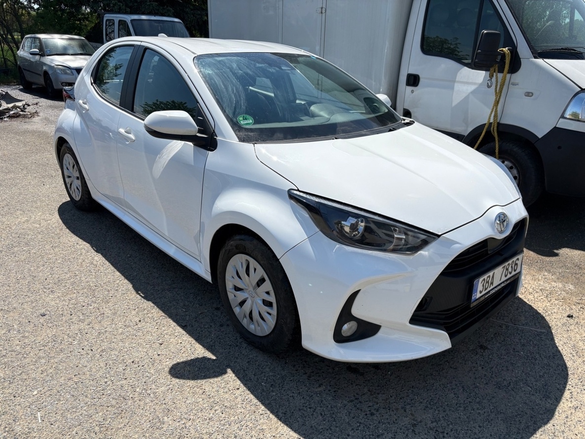 Toyota Yaris , 30tis km , rok 2023