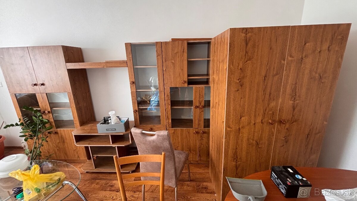 Darujem obyvaciu stenu