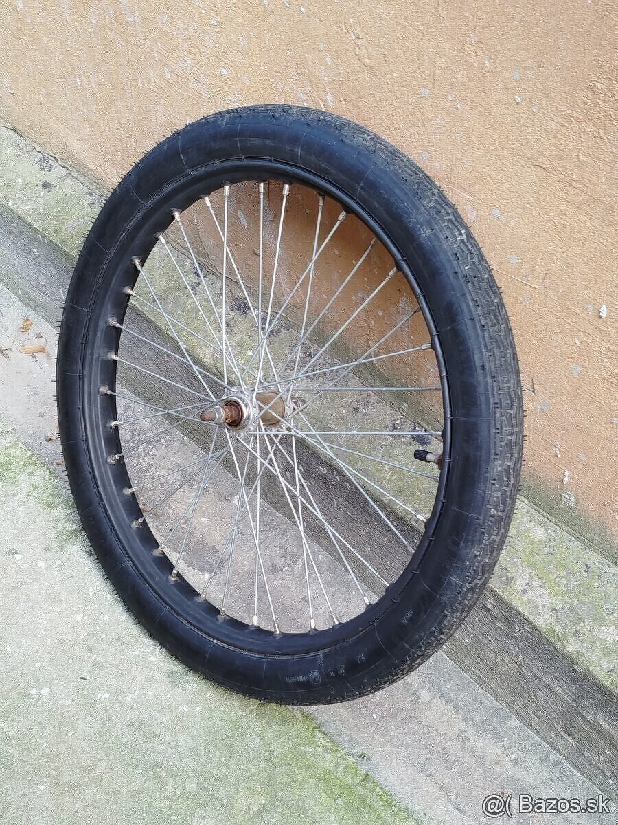 Koleso na káru, KÁRA