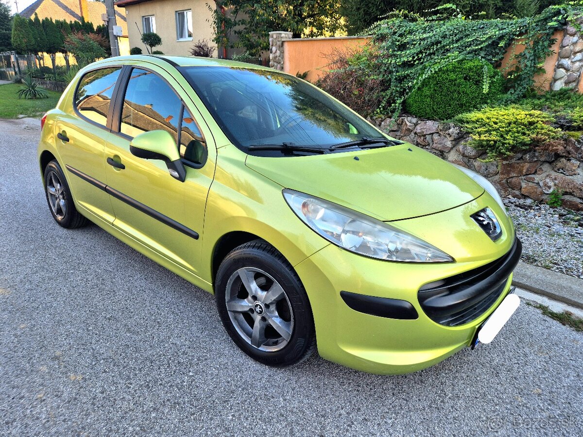 Peugeot 207 1.4 benzin
