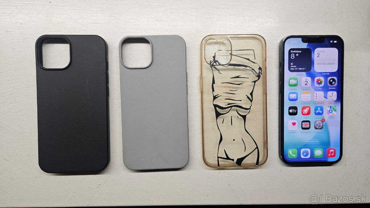 Apple iPhone 13 tmavý 128GB - puknutý zadok