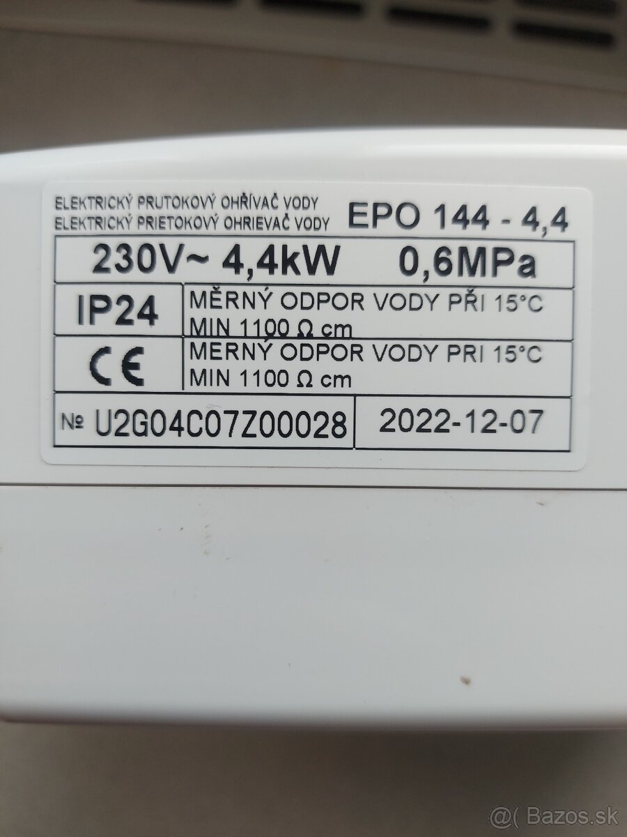 Prietokový ohrievač